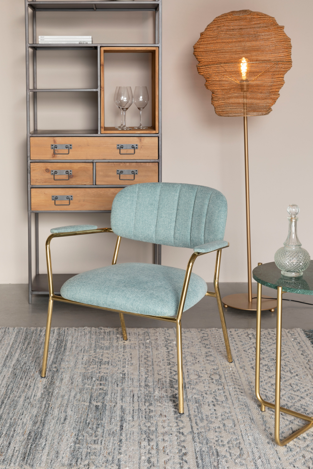 Antique Metal Floor Lamp | Oroa.com