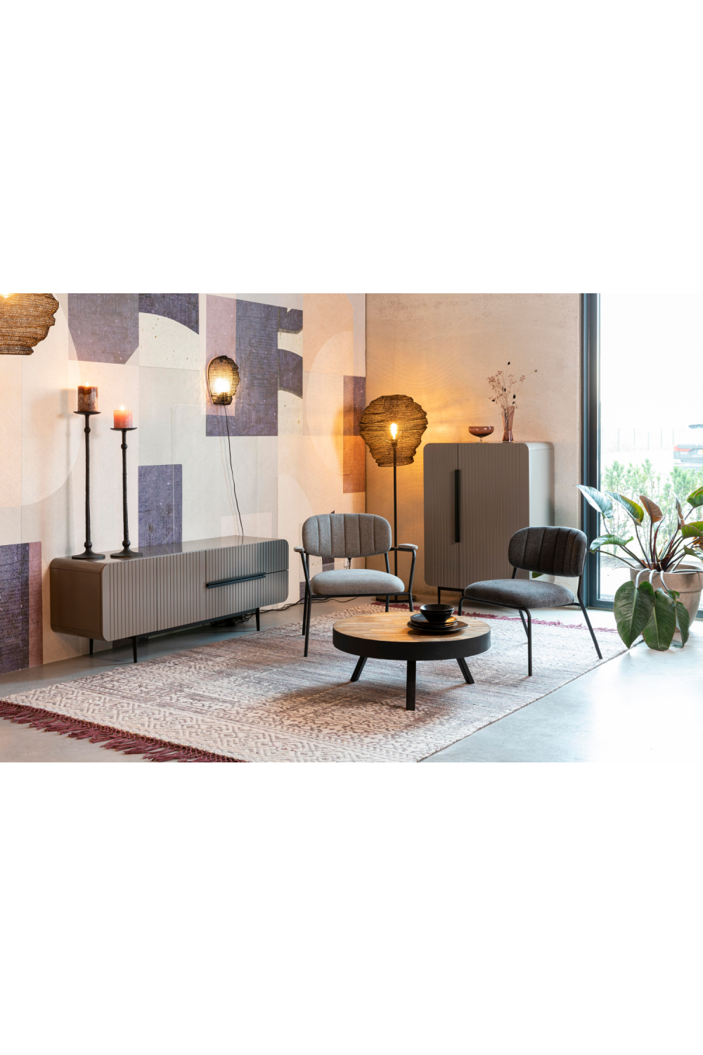 Antique Metal Floor Lamp | Oroa.com