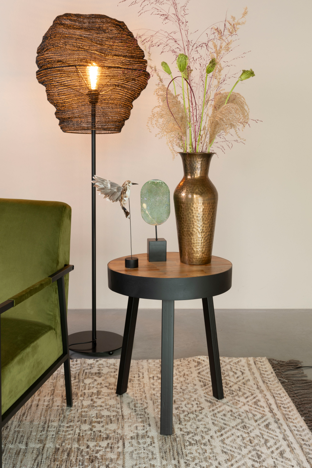 Antique Metal Floor Lamp | Oroa.com