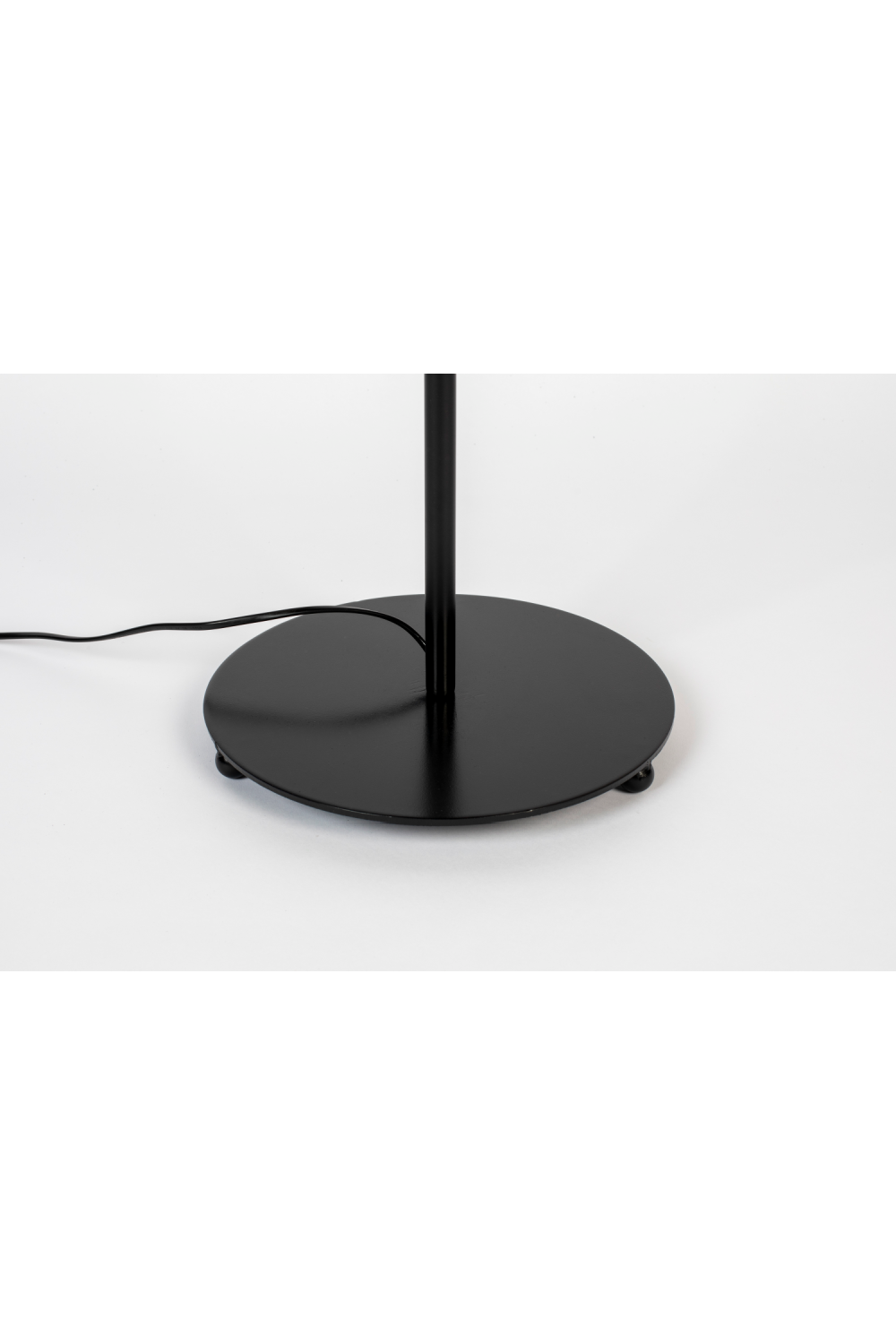 Antique Metal Floor Lamp | Oroa.com