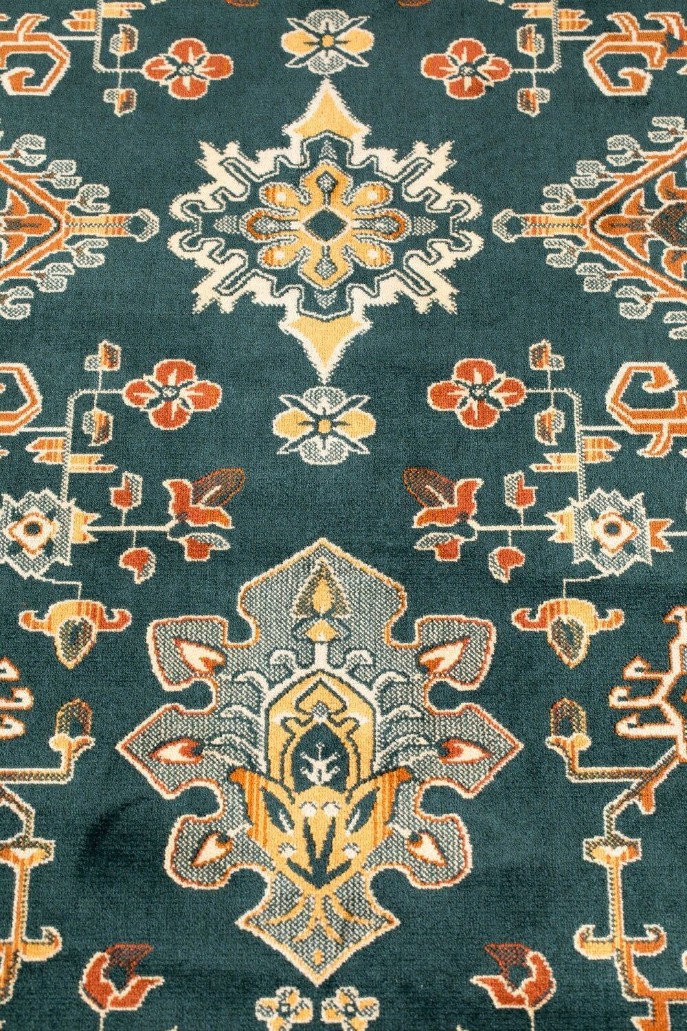 Persian Style Viscose Carpet 5' x 7'5" | DF Raz | Oroa.com