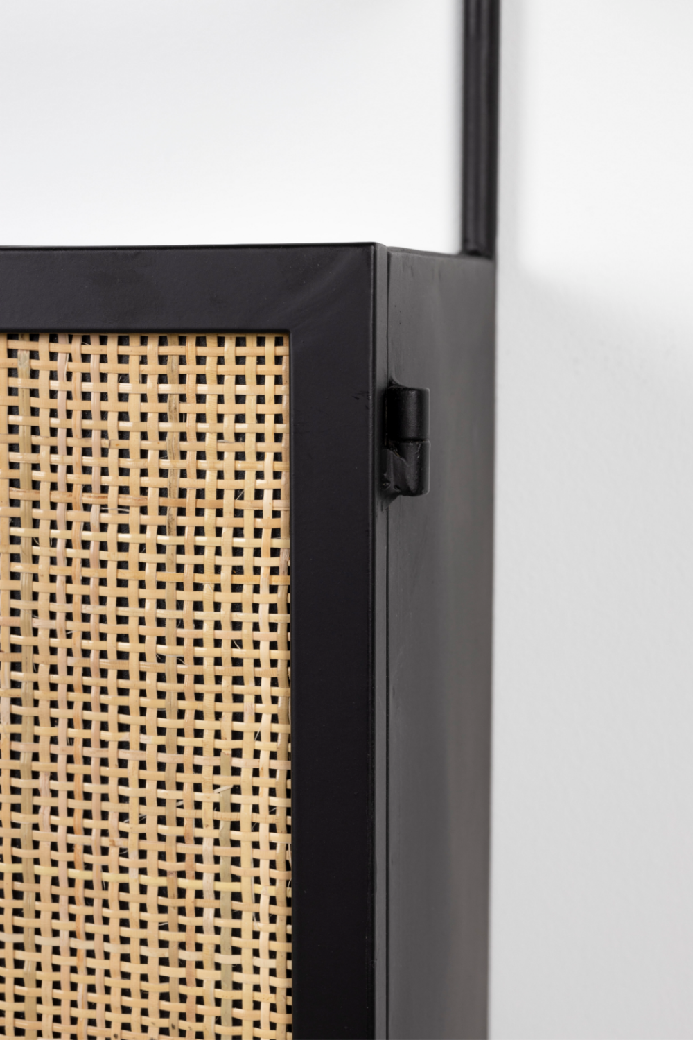 Modern Wall Wine Shelf | DF Guuji | OROA.com