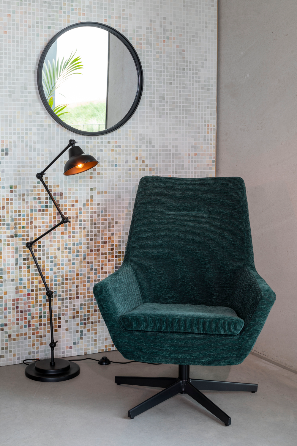 Round Black Minimalist Mirror | DF Matz | Oroa.com