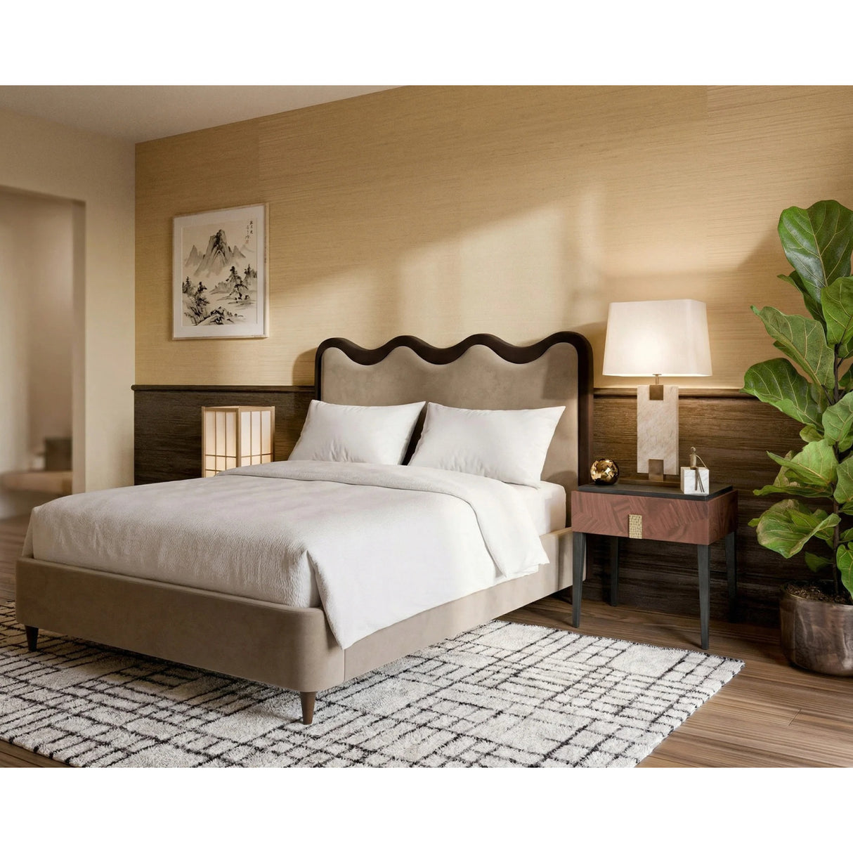 Scalloped Solid Wood Queen Bed | Oroa.com