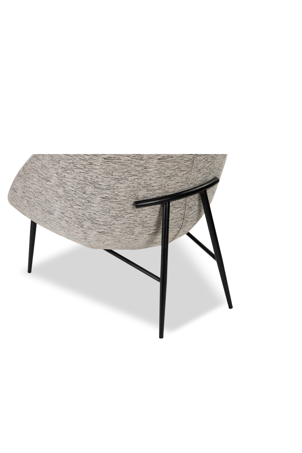 Contemporary Occasional Armhair | Liang & Eimil Ovalo | Oroa.com