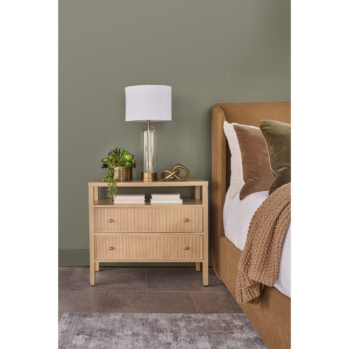 2-Drawer Oak Nightstand L | Living Essentials Highland – alternate view 9