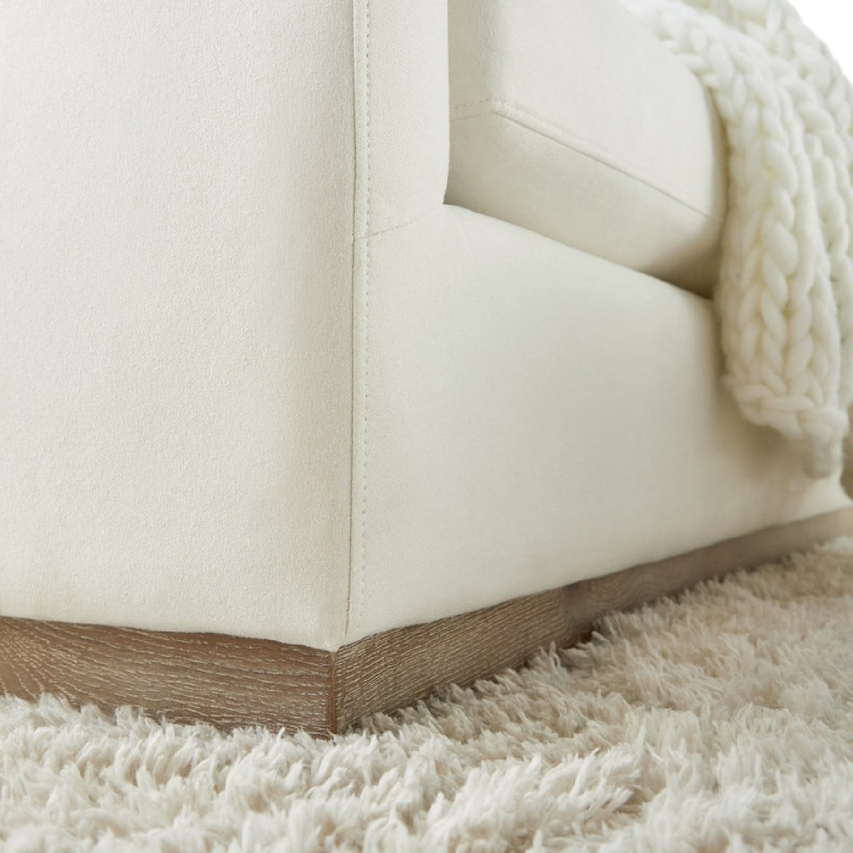 Modern European furniture - White Fabric Sofa - www.oroa.com