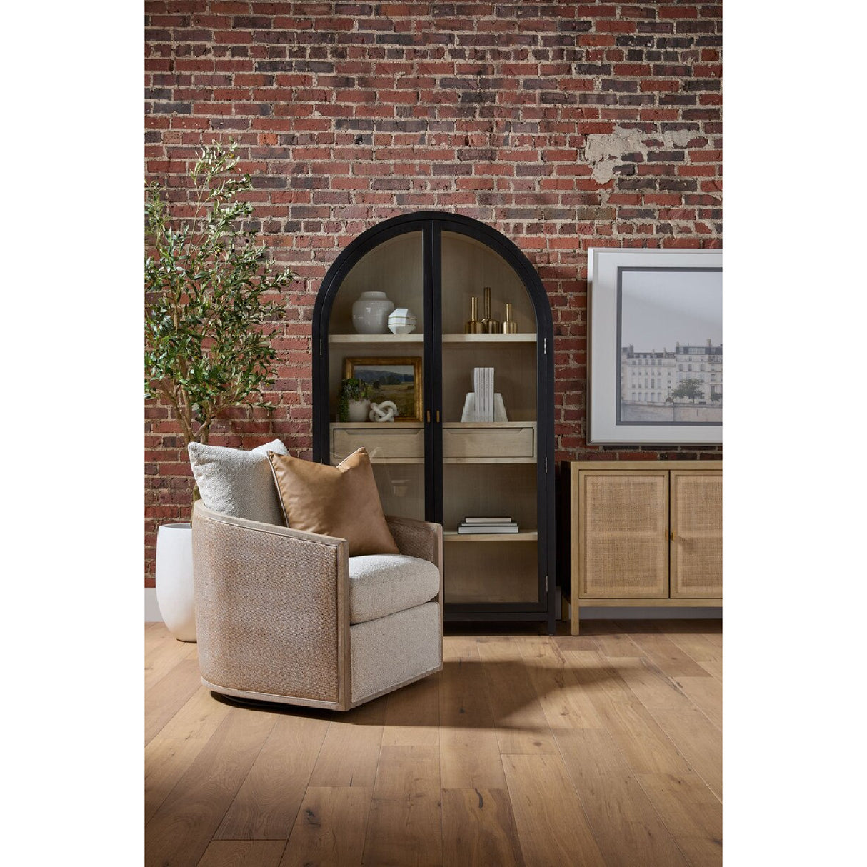 Curved Oak Swivel Club Chair | Oroa.com