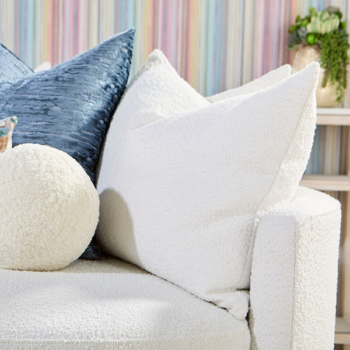 Modern European furniture - White Boucle Round Swivel Chair - www.oroa.com