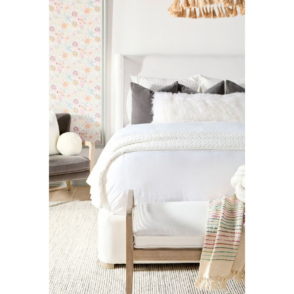 Cushioned Gray Oak Bench | Living Essentials Leone – alternate view 10