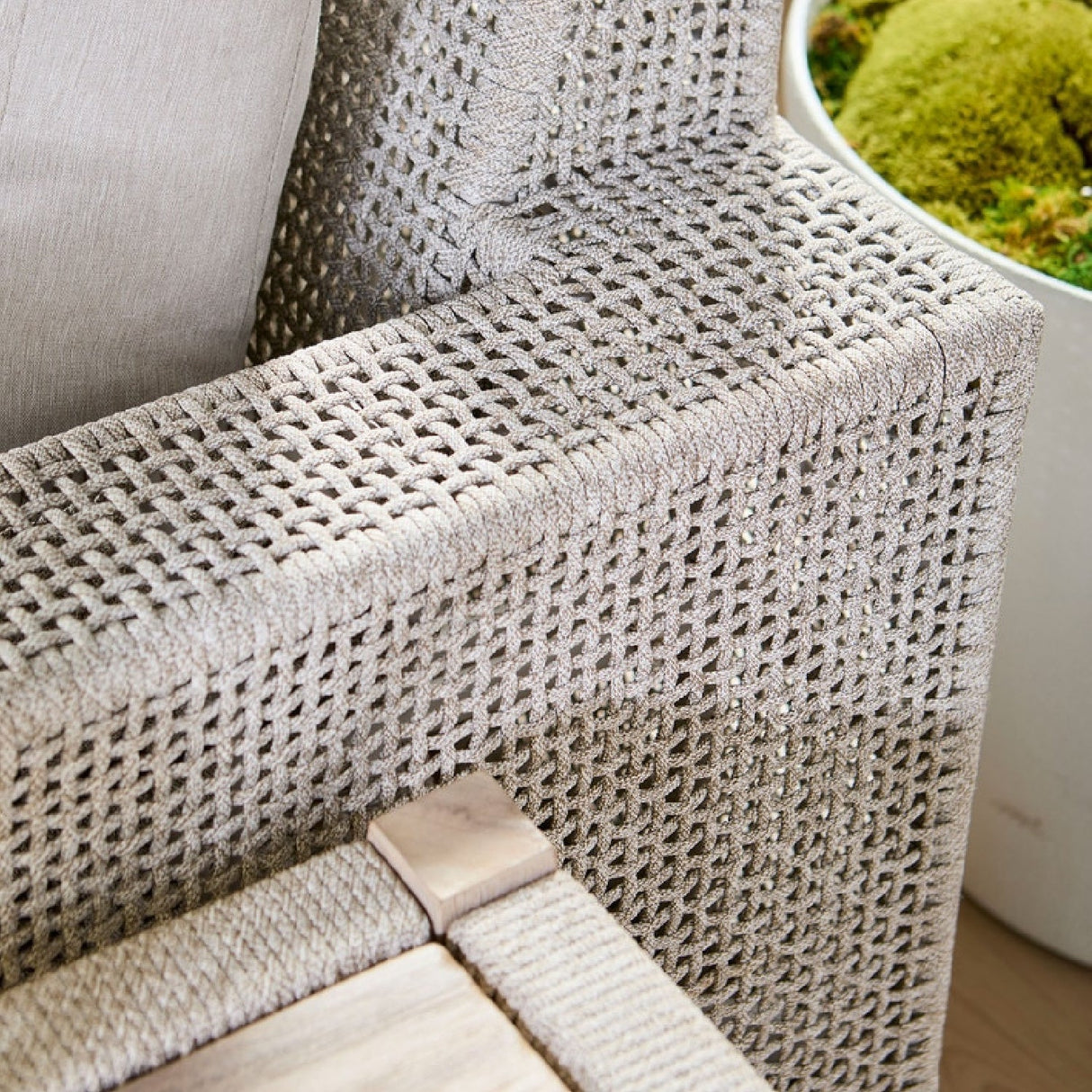 Modern European furniture - Flat Rope Outdoor Sofa - www.oroa.com