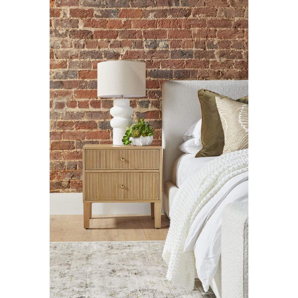 Modern European furniture - Minimalist Upholstered Bed - www.oroa.com