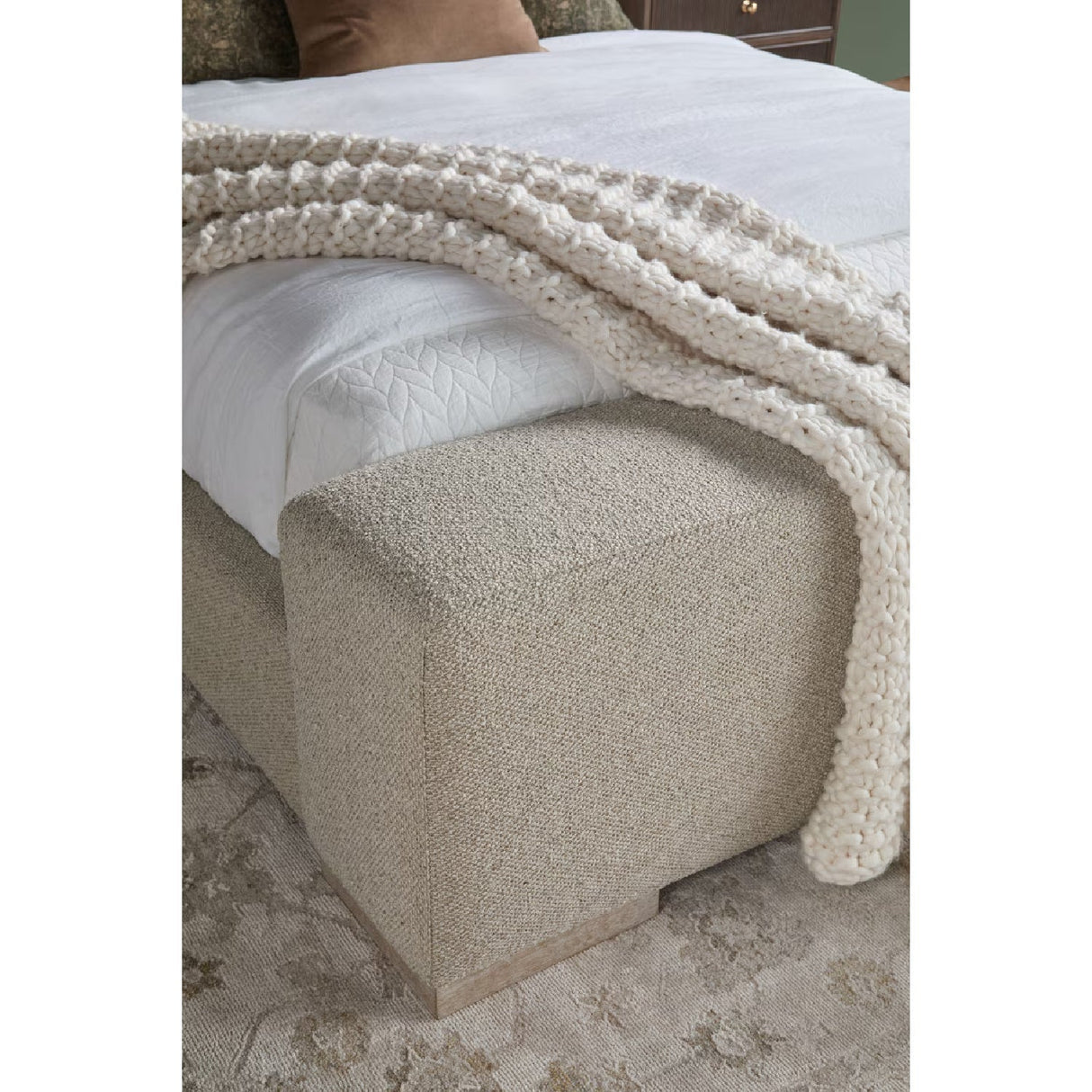 Modern European furniture - Minimalist Upholstered Bed - www.oroa.com
