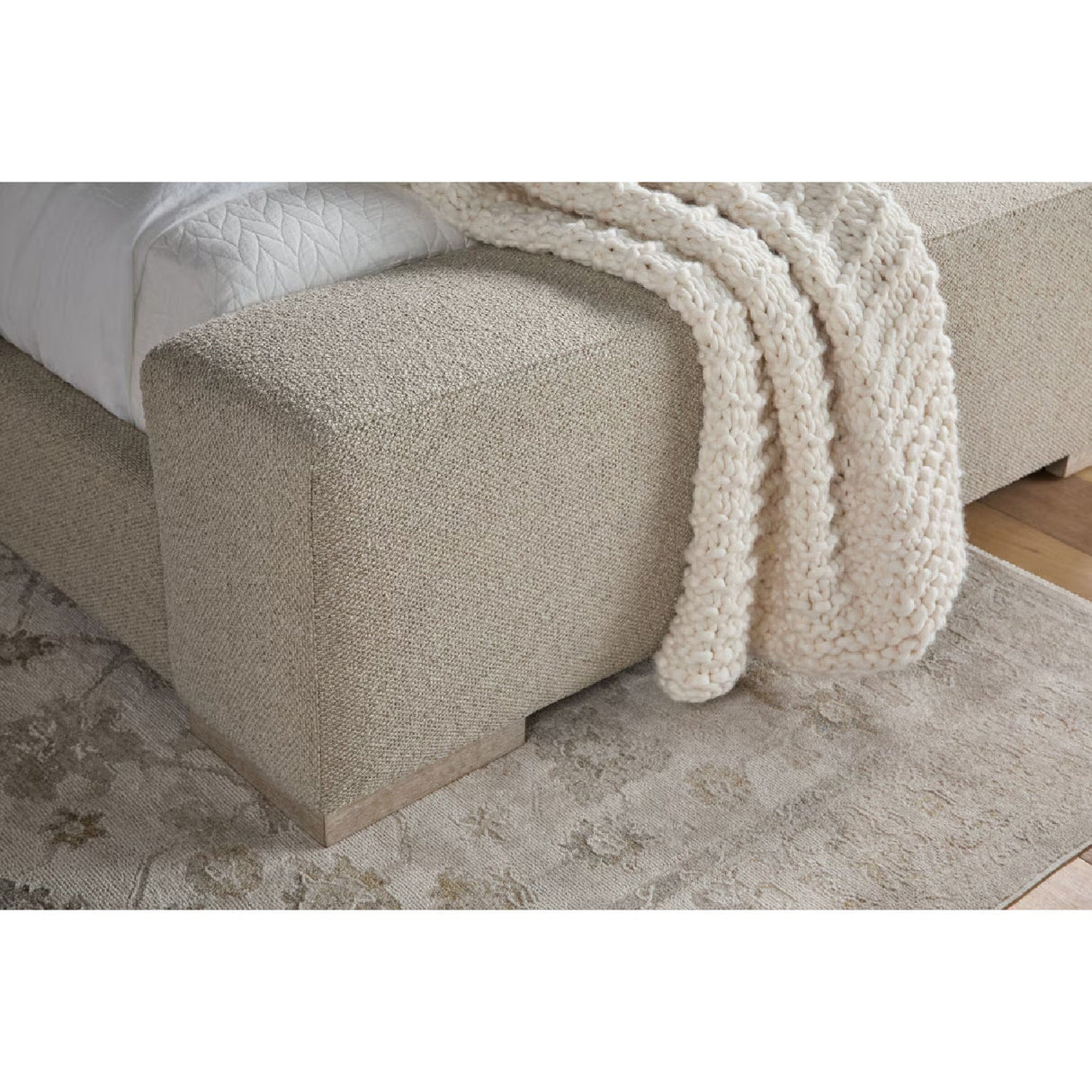 Modern European furniture - Minimalist Upholstered Bed - www.oroa.com