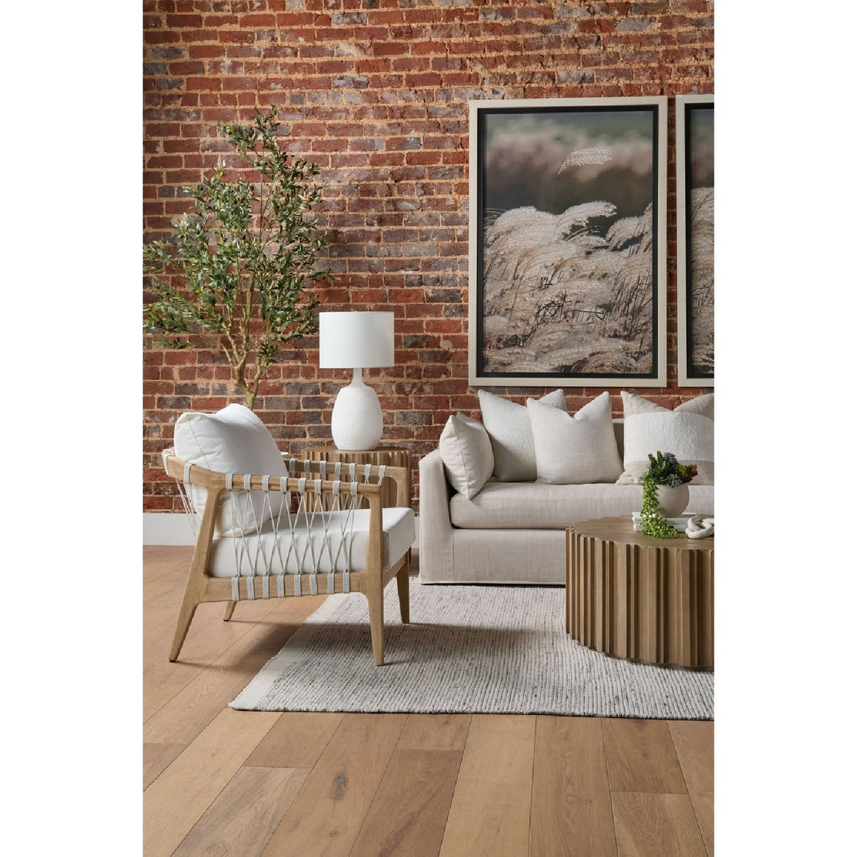Fluted Pine End Table | Living Essentials Roma – alternate view 17