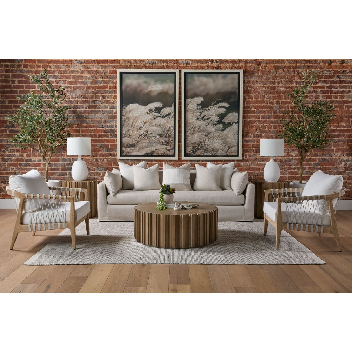 Fluted Pine End Table | Living Essentials Roma – alternate view 18