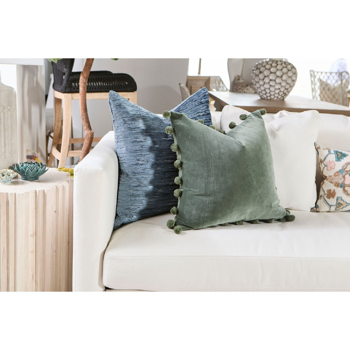 Fluted Pine End Table | Living Essentials Roma – alternate view 8