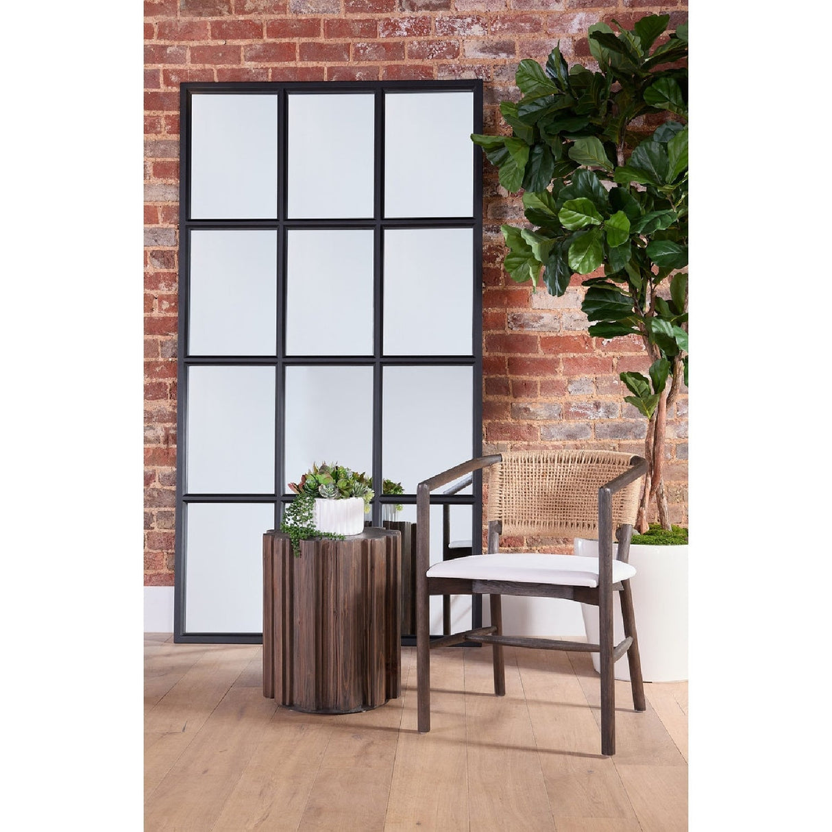Fluted Pine Accent Table | Living Essentials Roma – alternate view 28