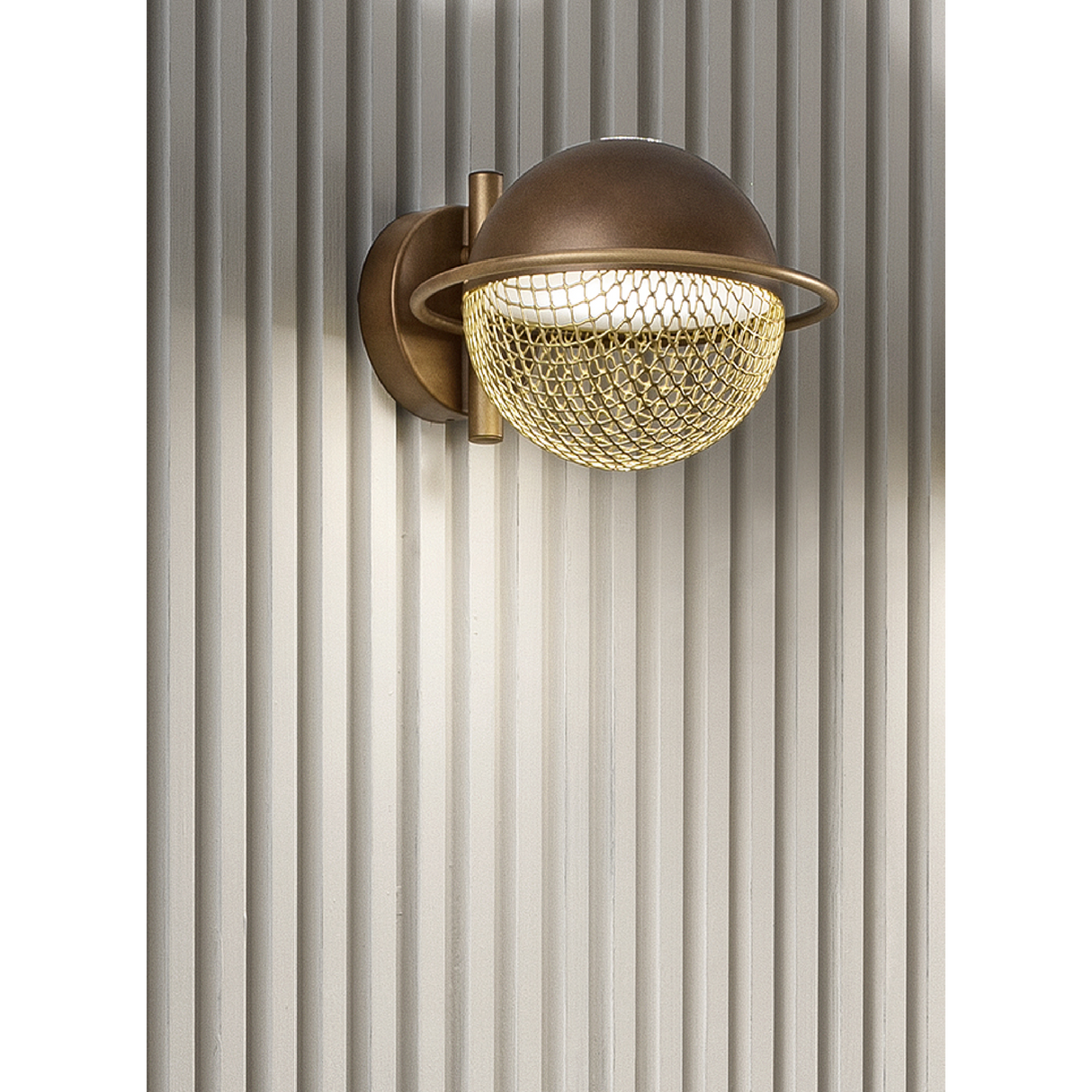 Round Metal Mesh Wall Lamp | Masiero Iglù } OROA