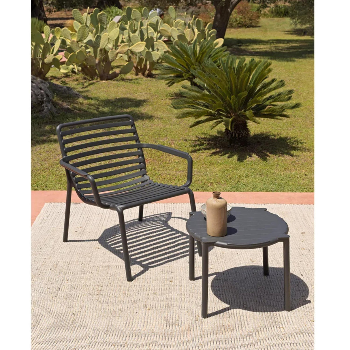 Slatted Round Outdoor Coffee Table – Doga – outdoor alternate view 21