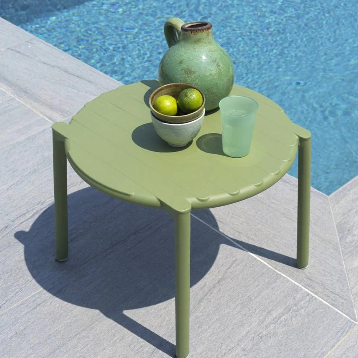 Slatted Round Outdoor Coffee Table – Doga – outdoor alternate view 18