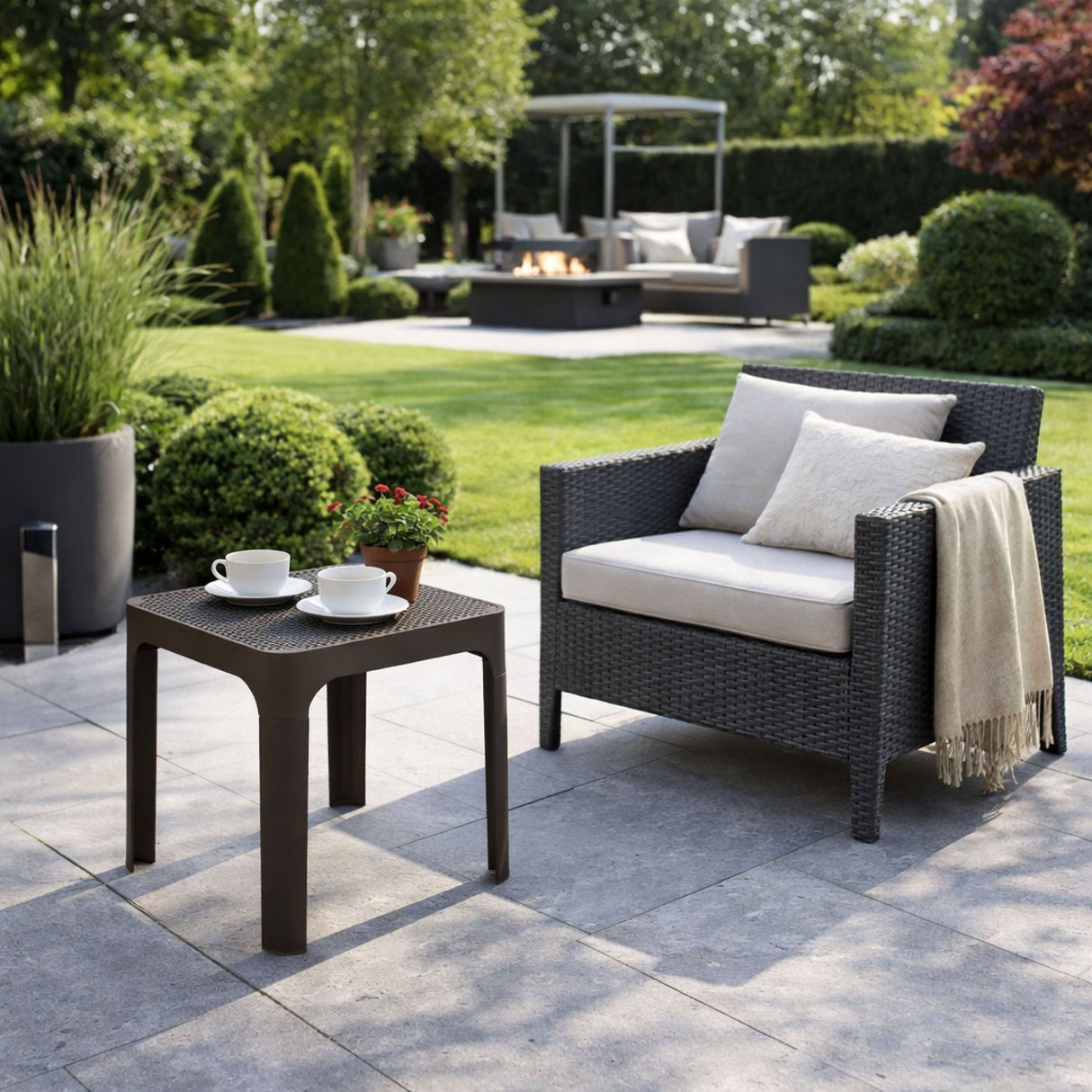 Outdoor Perforated Square Coffee table – Net – outdoor alternate view 14