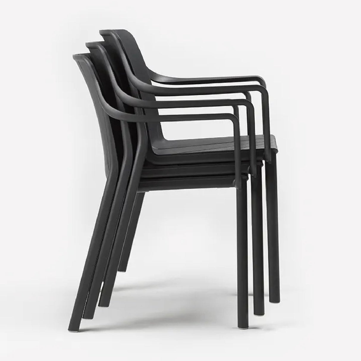 Regenerated Terra-Colored Outdoor Armchair | Oroa.com