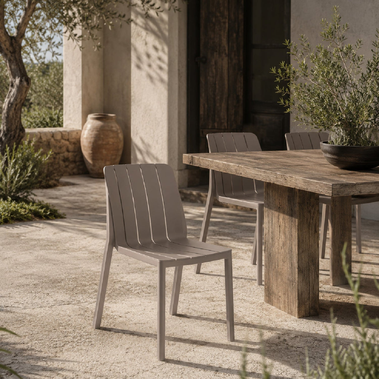 Slatted Outdoor Monobloc Dining Chair – Tiberina – outdoor alternate view 5
