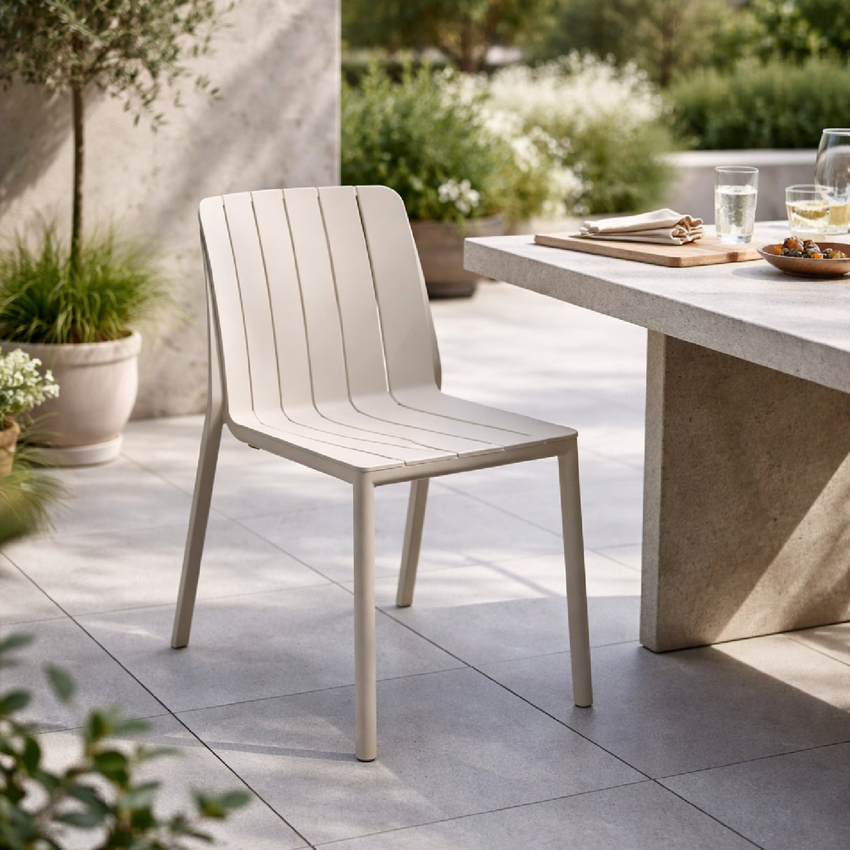 Slatted Outdoor Monobloc Chair | Nardi Tiberina | OROA.com