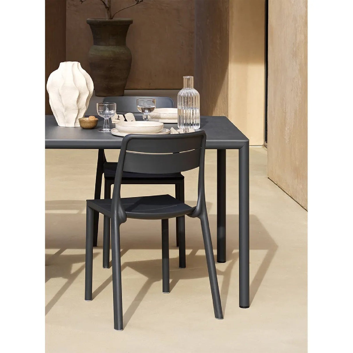 Regenerated Fiberglass Outdoor Dining Chair – Bistrot – outdoor side profile