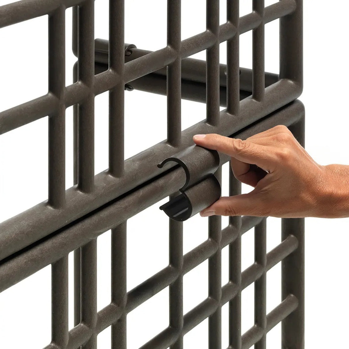 Regenerated Fiberglass Outdoor Wall Partition – Sipario – outdoor alternate view 11