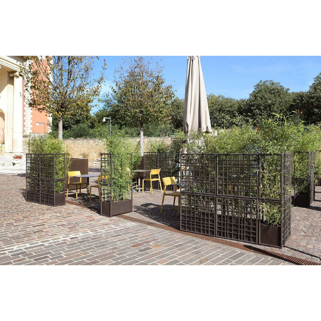 Regenerated Fiberglass Outdoor Wall Partition – Sipario – outdoor alternate view 25