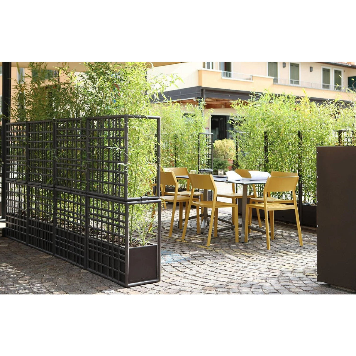 Regenerated Fiberglass Outdoor Wall Partition – Sipario – outdoor alternate view 26