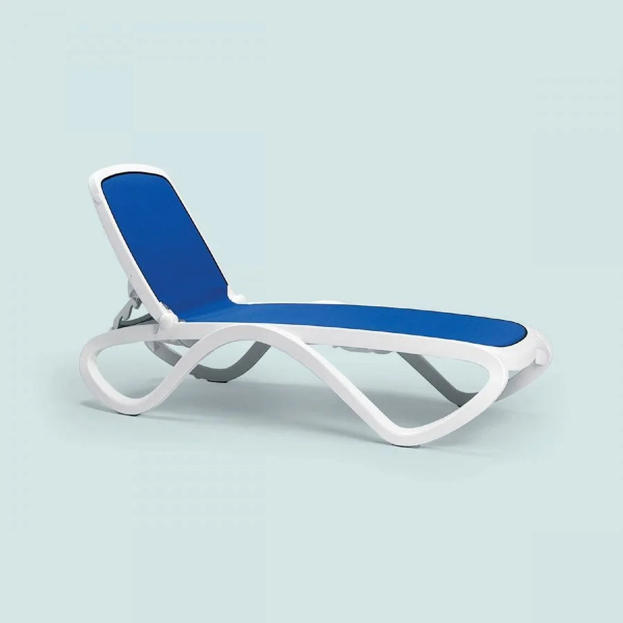 Fabric Adjustable Outdoor Chaise Lounge | Nardi Omega | OROA.com