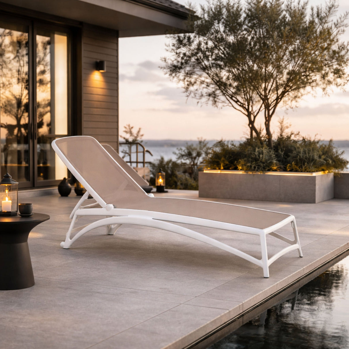 Fiberglass Frame Outdoor Chaise Lounge – Atlantico – outdoor rear view