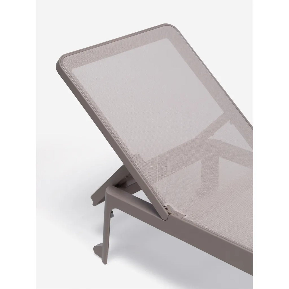 Stackable Fiberglass Outdoor Chaise Lounge – Plano – outdoor alternate view 15
