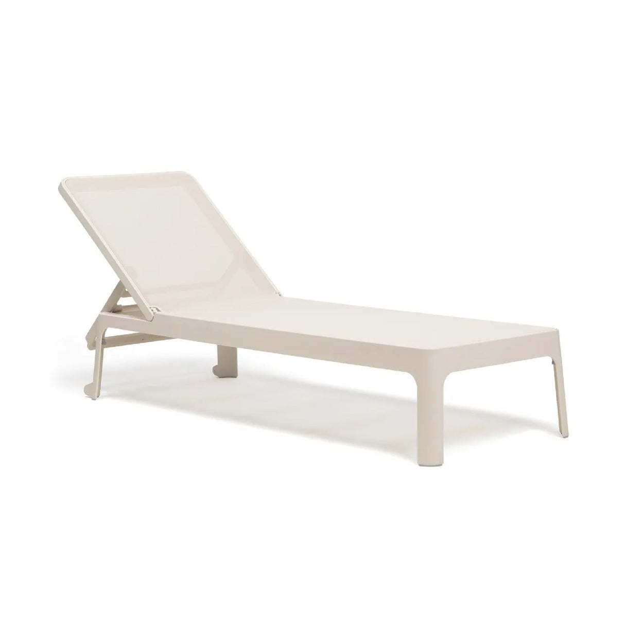 Stackable Fiberglass Outdoor Chaise Lounge – Plano – outdoor side profile