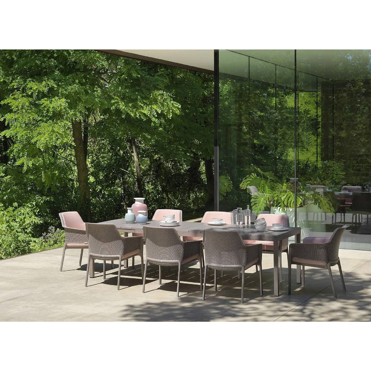Aluminum Framed Extendible Outdoor Dining Table – Rio – outdoor alternate view 17