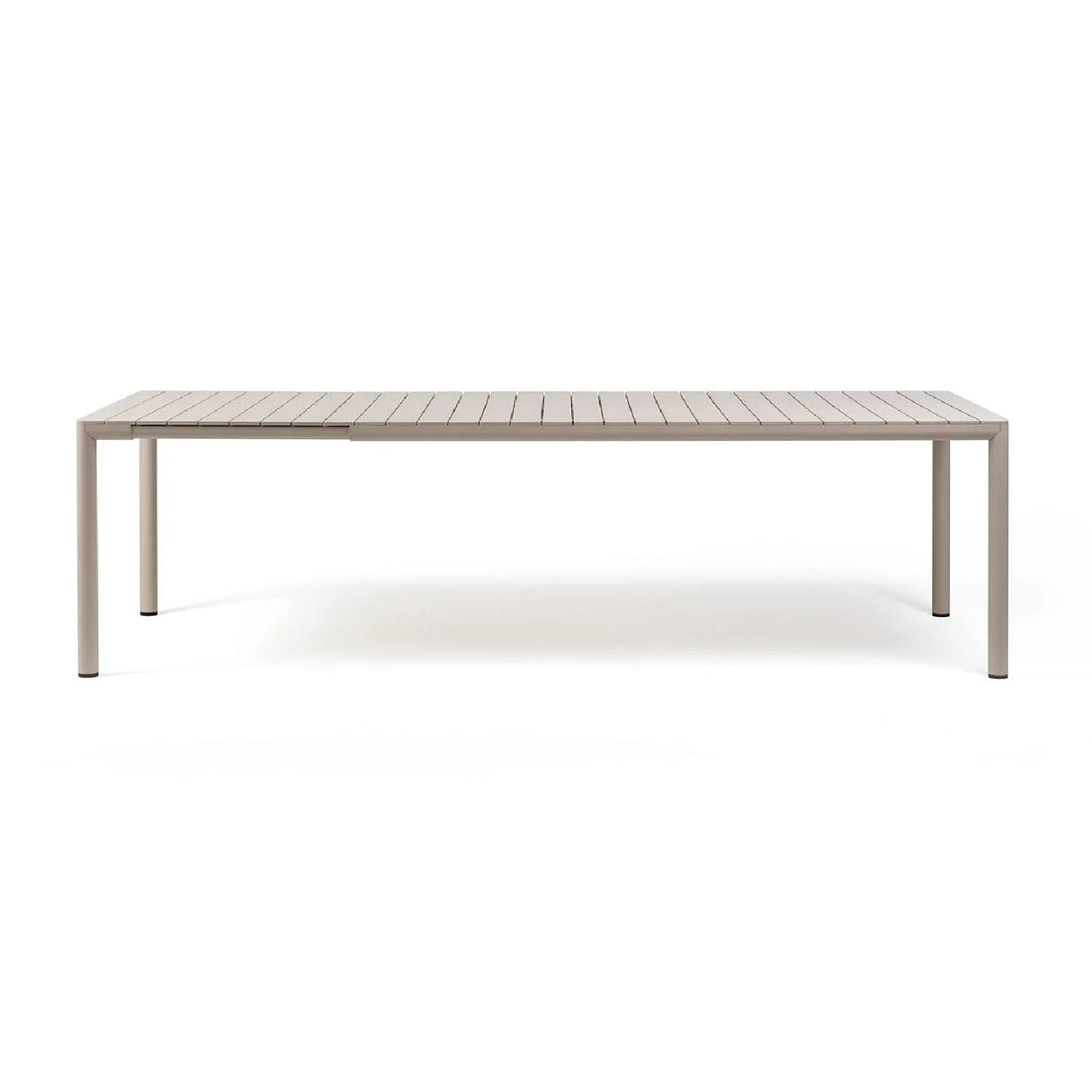 Slatted Extendable Outdoor Dining Table | Oroa.com