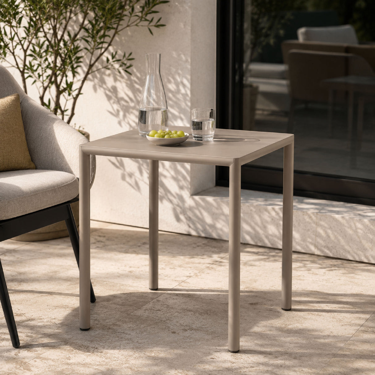 Aluminum Adjustable Outdoor Dining Table – Piave – outdoor alternate view 6