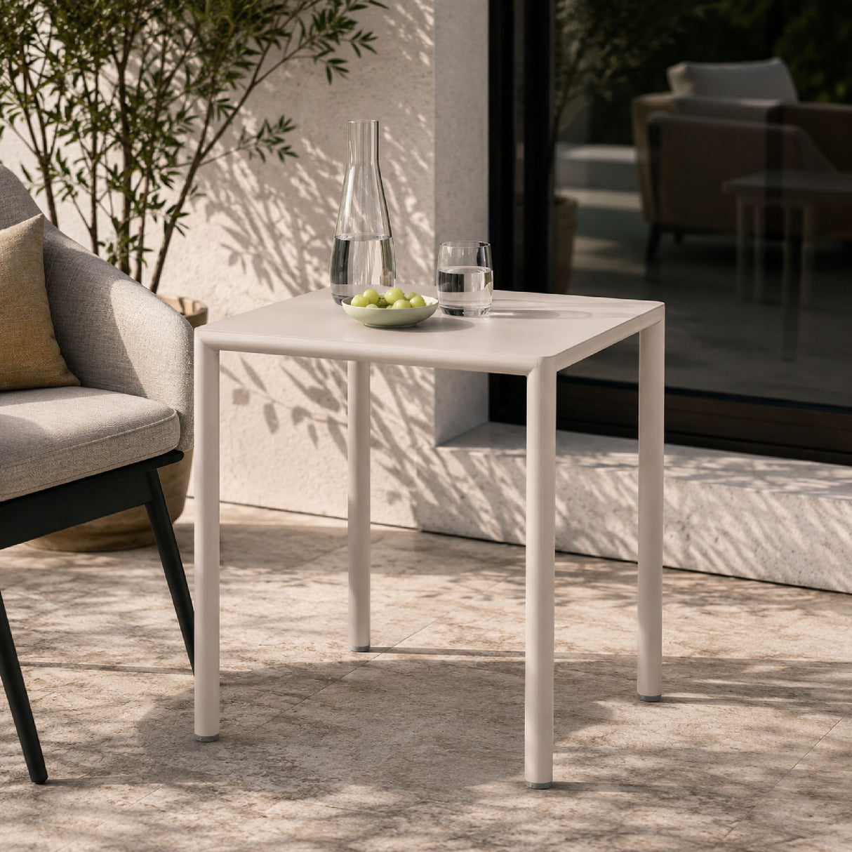 Aluminum Adjustable Outdoor Dining Table – Piave – outdoor angled view