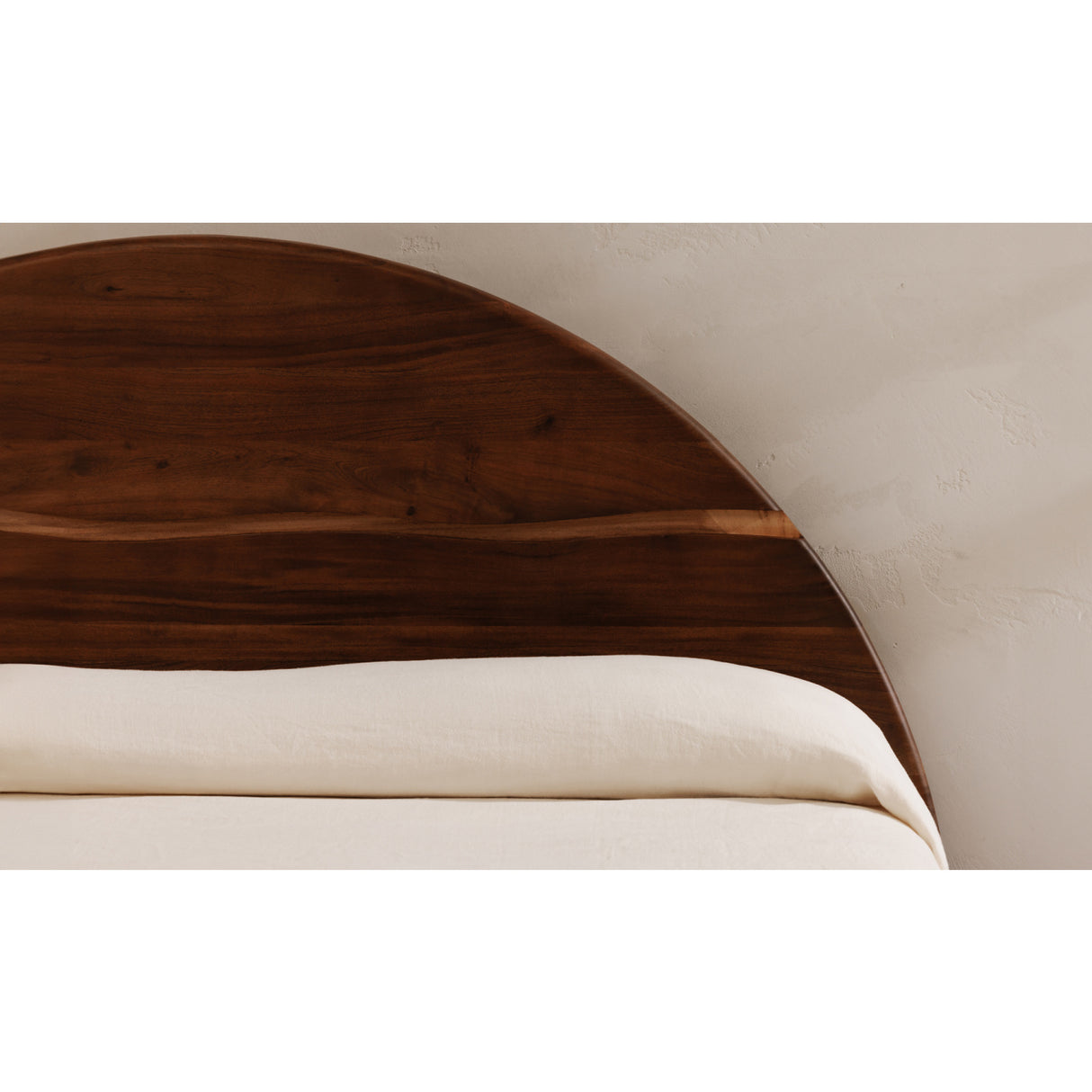 Arched Acacia Wood Bed | Novi Living Watson | Oroa.com
