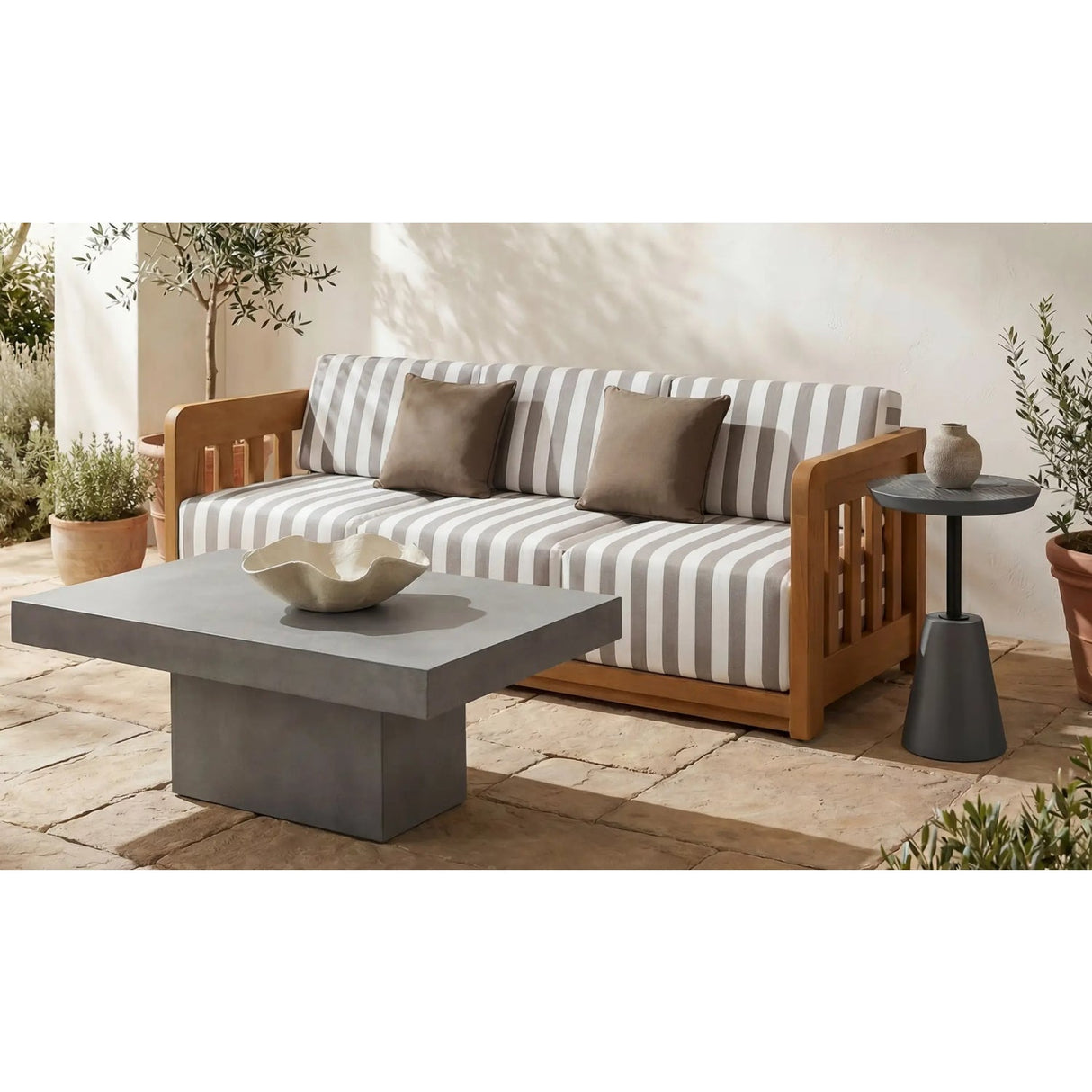 Modern European furniture - Round Textured Indoor/Outdoor Side Table - www.oroa.com