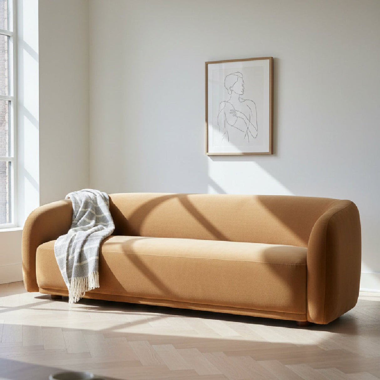 Curved Back Sofa – Faye – alternate view 10