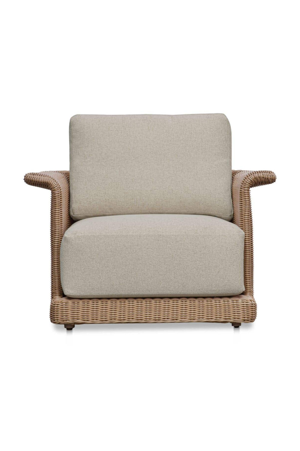 Curved Arm Wicker Outdoor Chair | Novi Living Meredith | Oroa.com