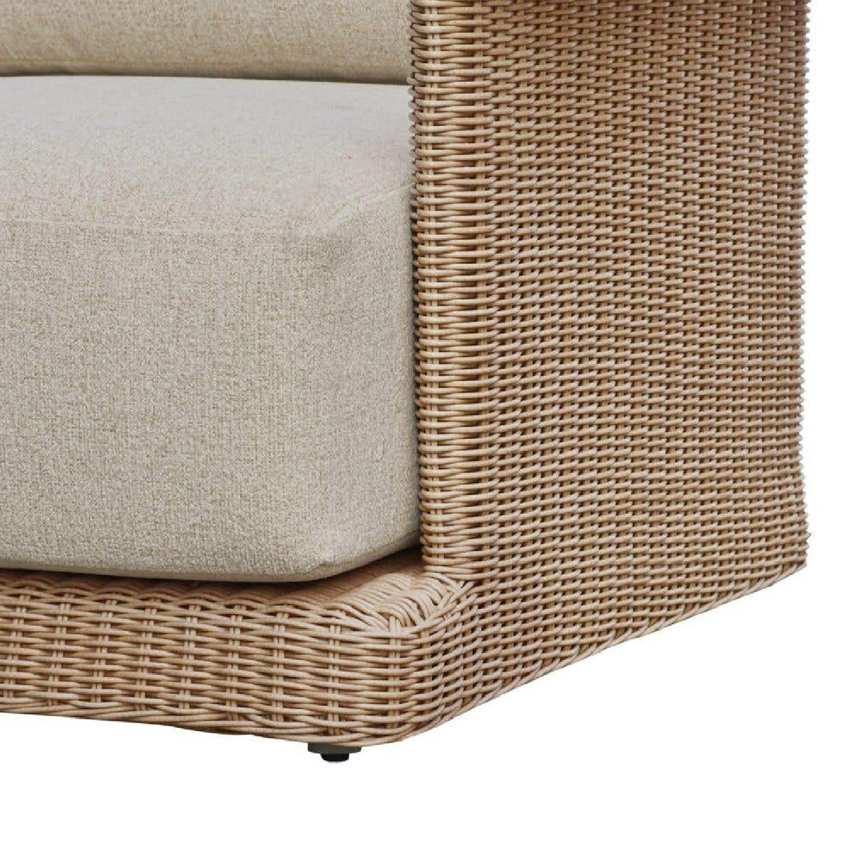 Modern European furniture - Curved Arm Wicker Outdoor Chair - www.oroa.com
