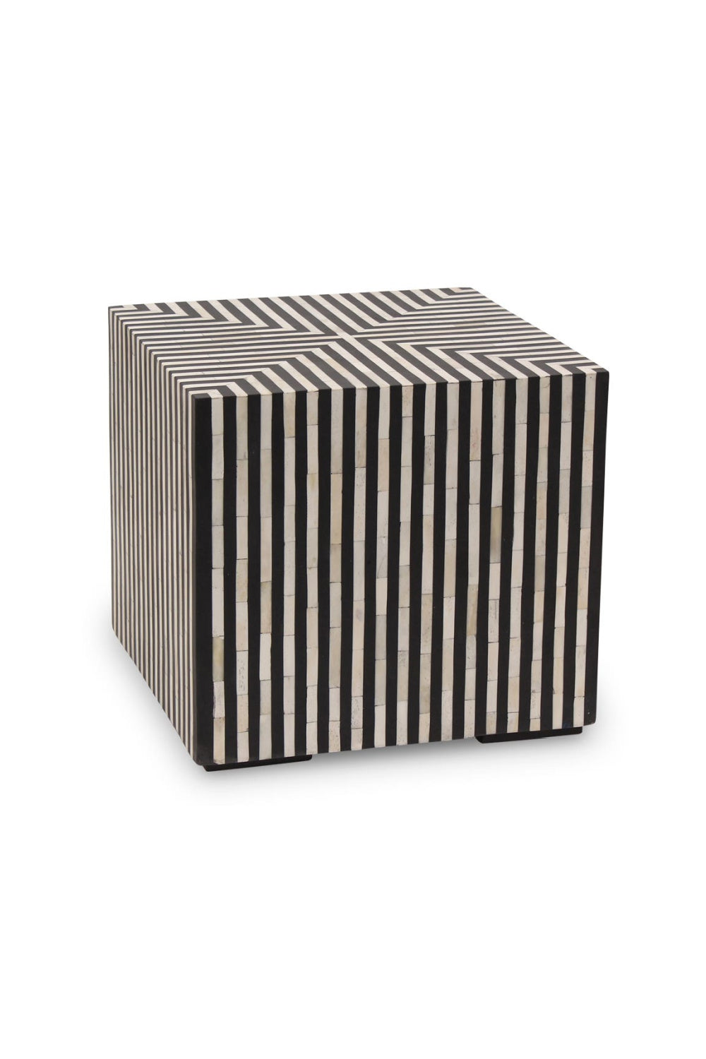 Black & White Bone Side Table | Novi Living Terning | Oroa.com