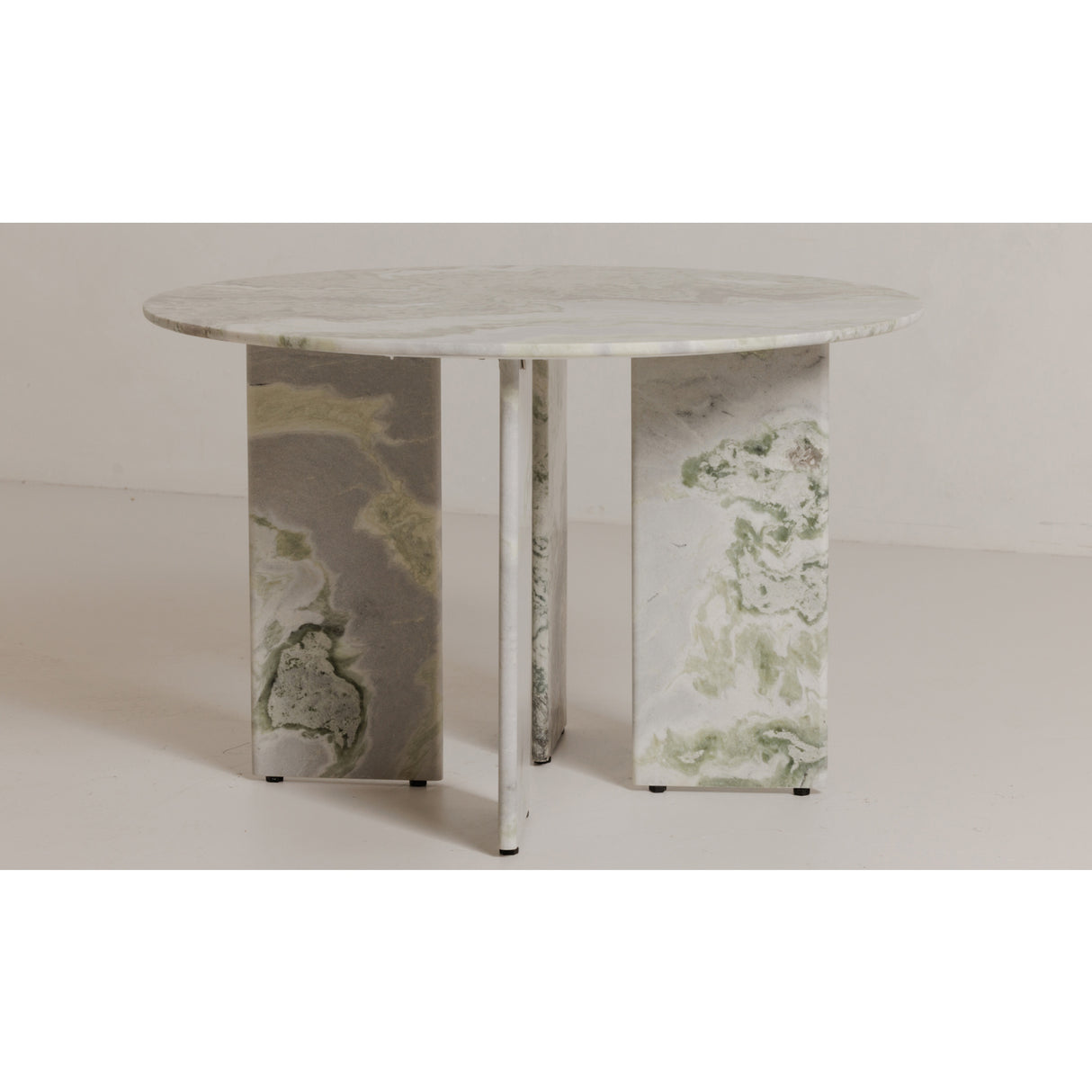 Green Onyx Marble Dining Table | Novi Living Celia | Oroa.com