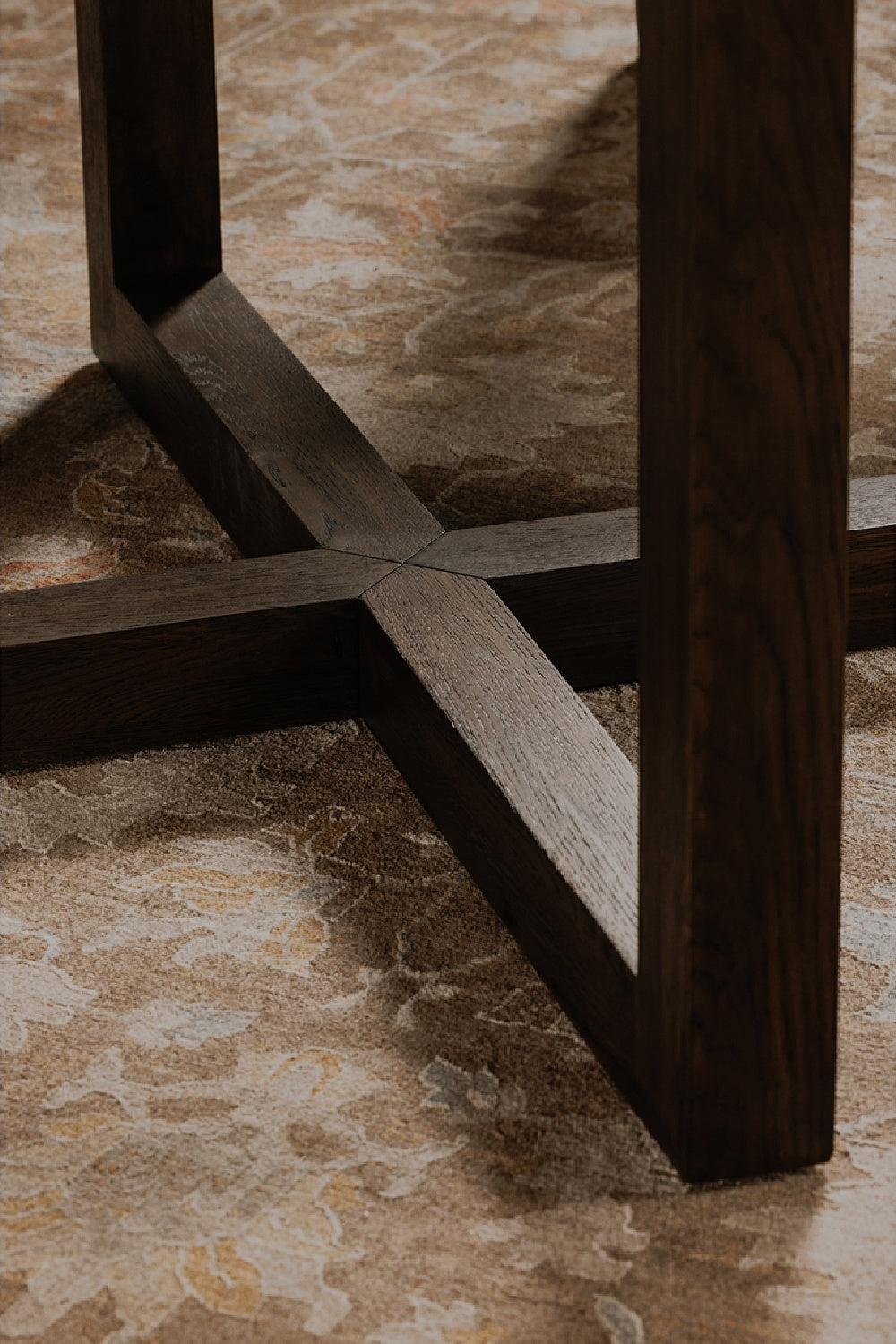 Modern European furniture - Oak Round Dining Table - www.oroa.com