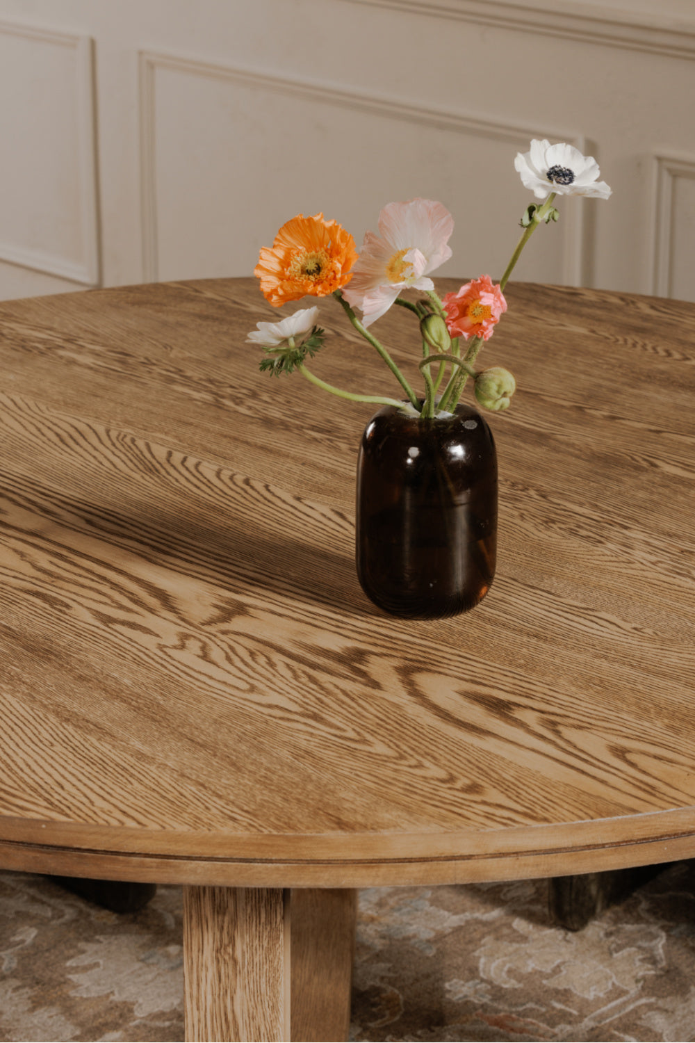 Modern European furniture - Oak Round Dining Table - www.oroa.com